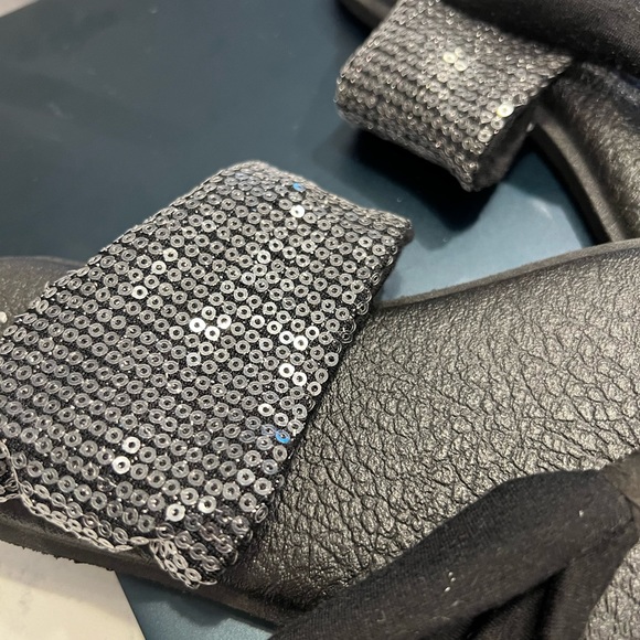 Sanuk Sling - Black Sequin Slides - Picture 7 of 10